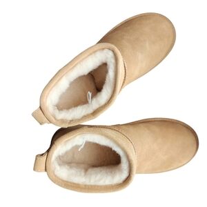BEARPAW Tan Shearling-Lined Boots